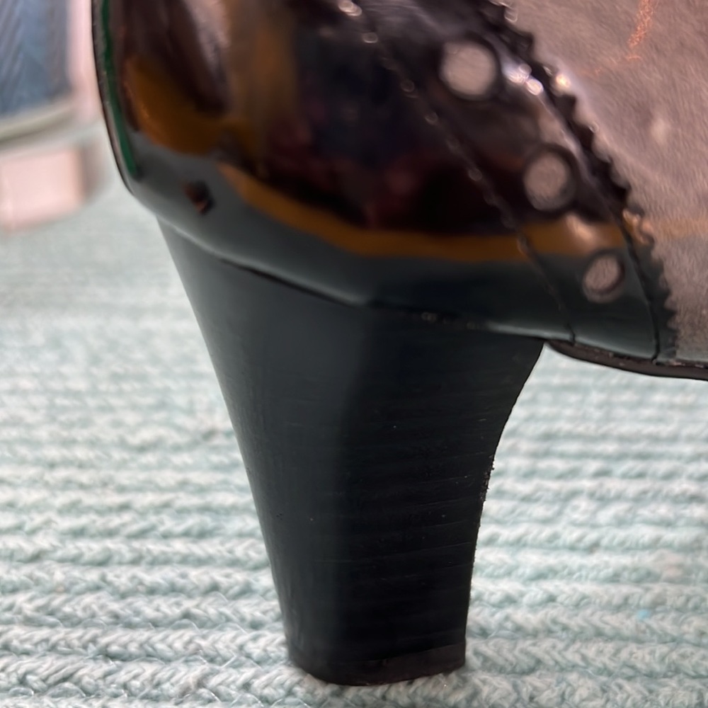 Ruby & Bloom Black & Gray Patent Leather Pumps, S… - image 8